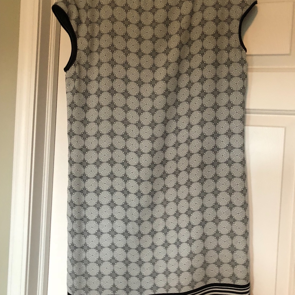 Patterned Max Studio Dress - Picture 2 of 2
